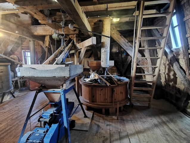 Binnenkant De Larense molen
